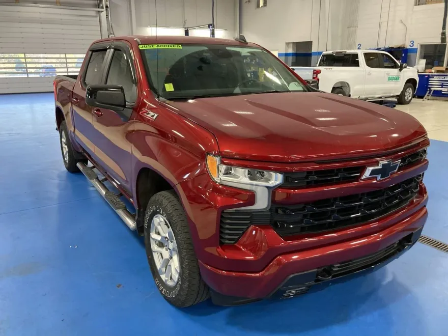 2022 Chevrolet Silverado 1500 RST photo 1