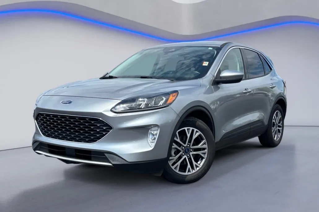 2022 Ford Escape Hybrid SEL photo 1