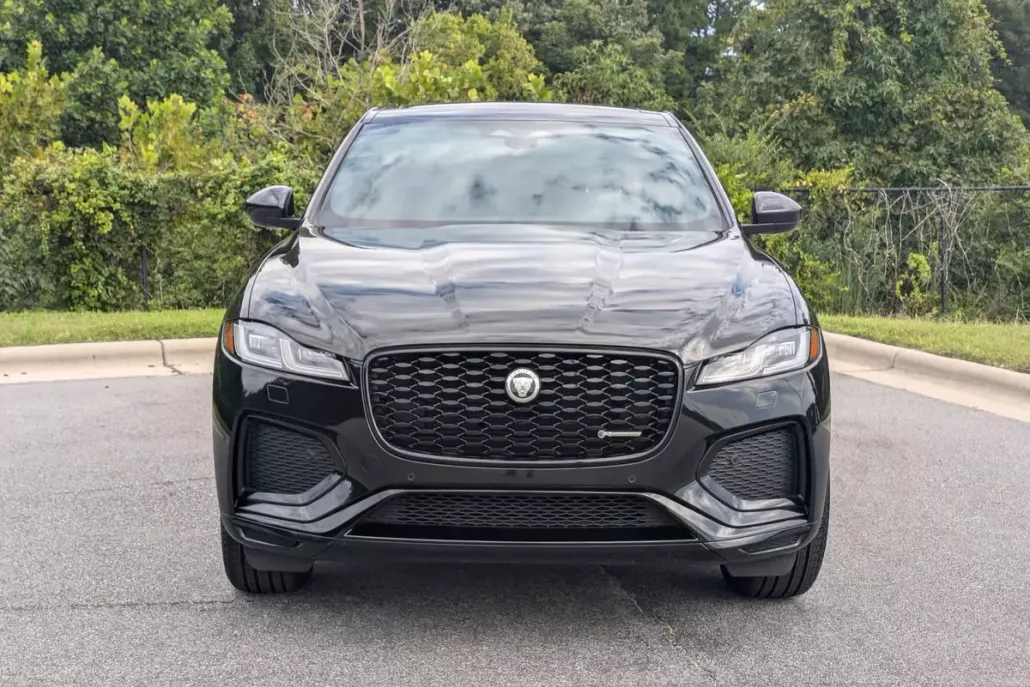 2024 Jaguar F-PACE P250 R-Dynamic S photo 1