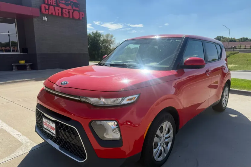 2020 Kia Soul LX photo 1