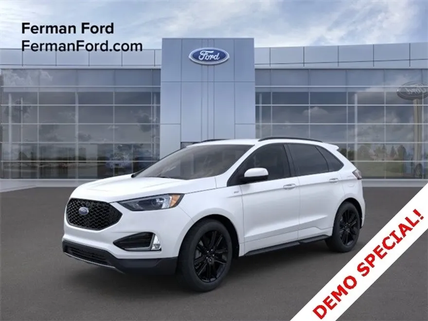 2024 Ford Edge ST photo 1