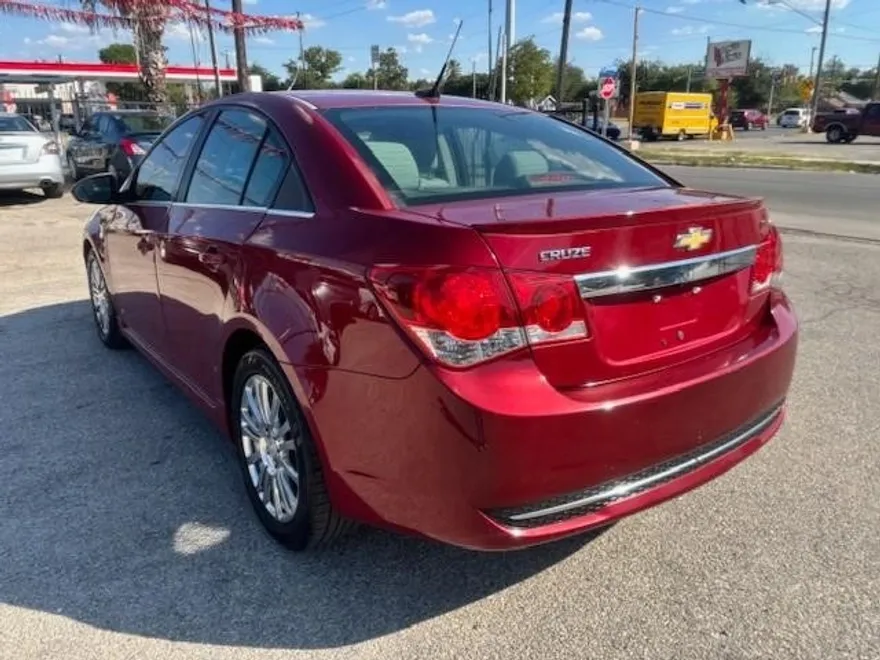 2014 Chevrolet Cruze photo 1