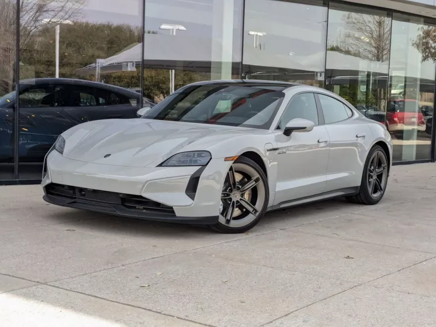 2025 Porsche Taycan Turbo photo 1
