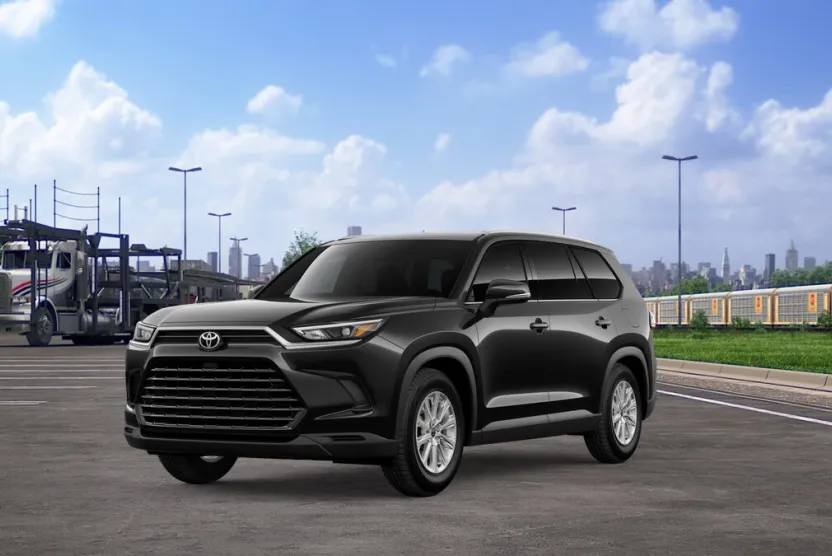 2026 Toyota Highlander XLE Hybrid photo 1