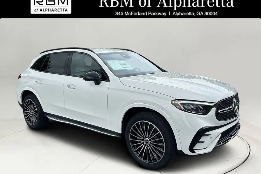 2025 Mercedes Benz GLC 300 4MATIC photo 1