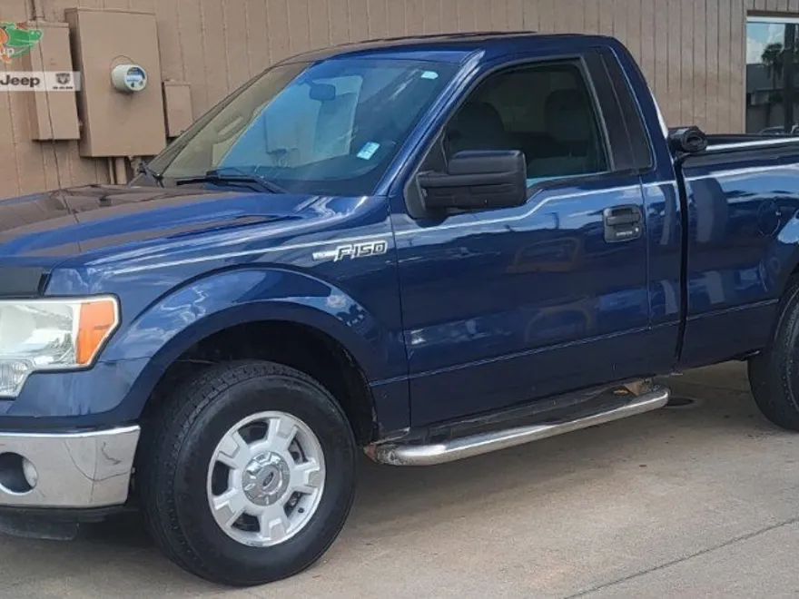 2013 Ford F-150 XL photo 1