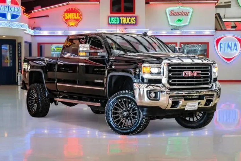 2019 Gmc Sierra HD SLT photo 1