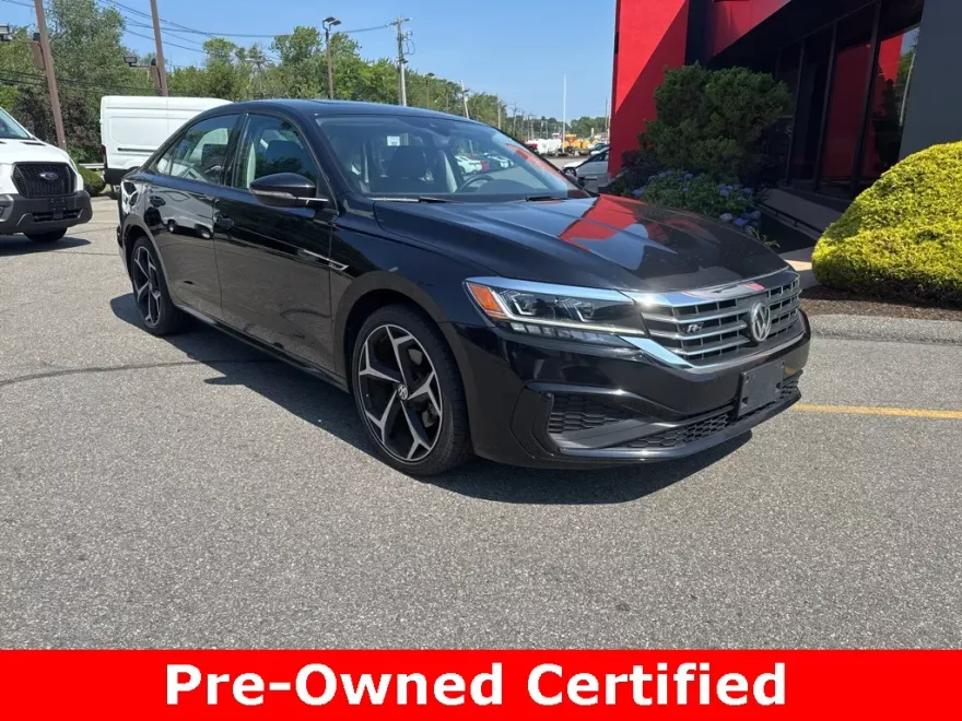2020 Volkswagen Passat 2.0T R-Line photo 1