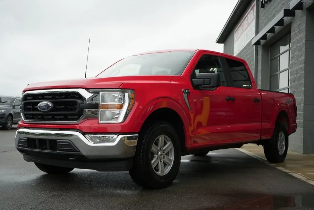 2022 Ford F-150 XLT photo 1