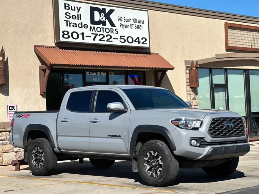 2020 Toyota Tacoma Double Cab SR photo 1