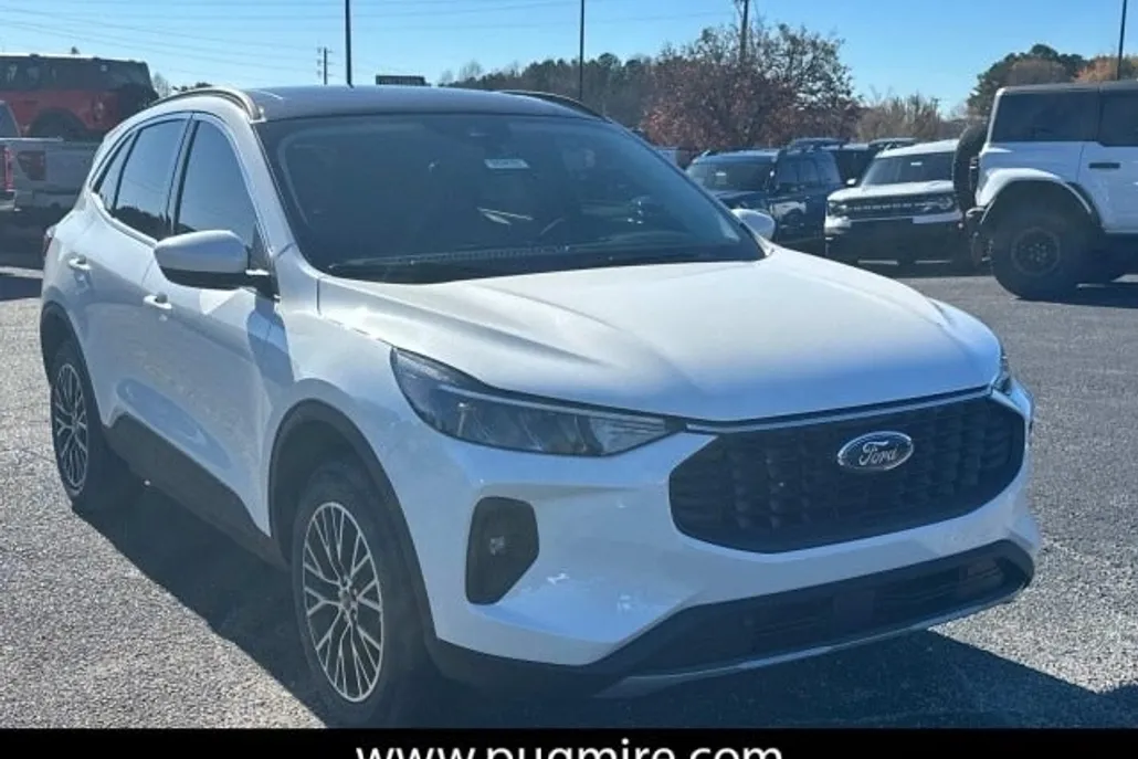 2025 Ford Escape photo 1