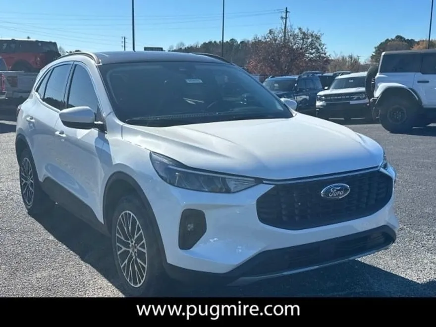 2025 Ford Escape photo 1