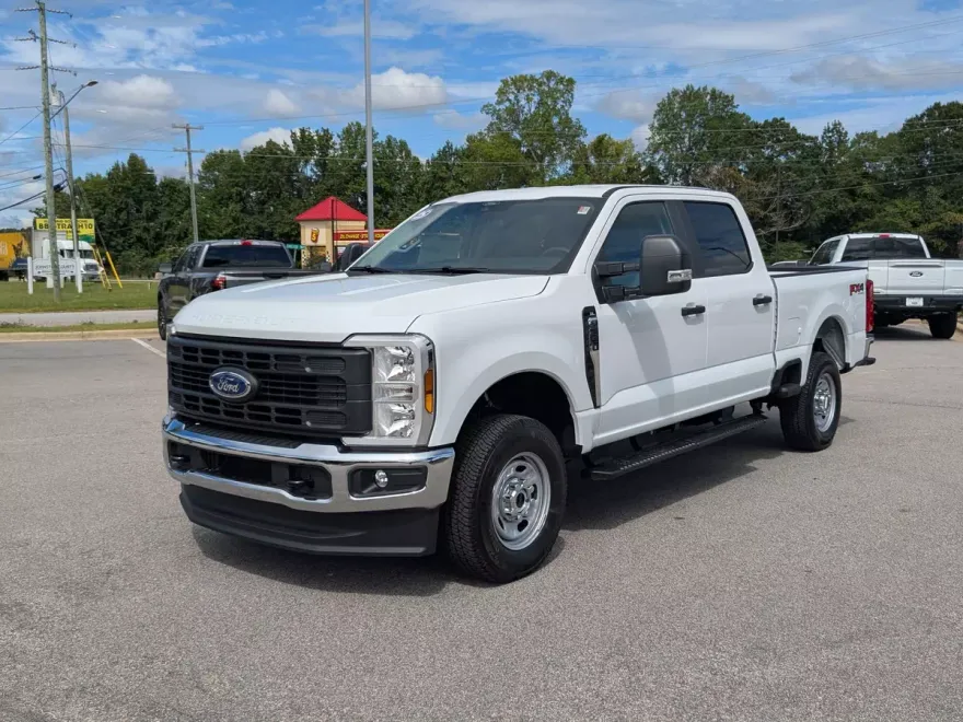 2025 Ford F-250 XL photo 1