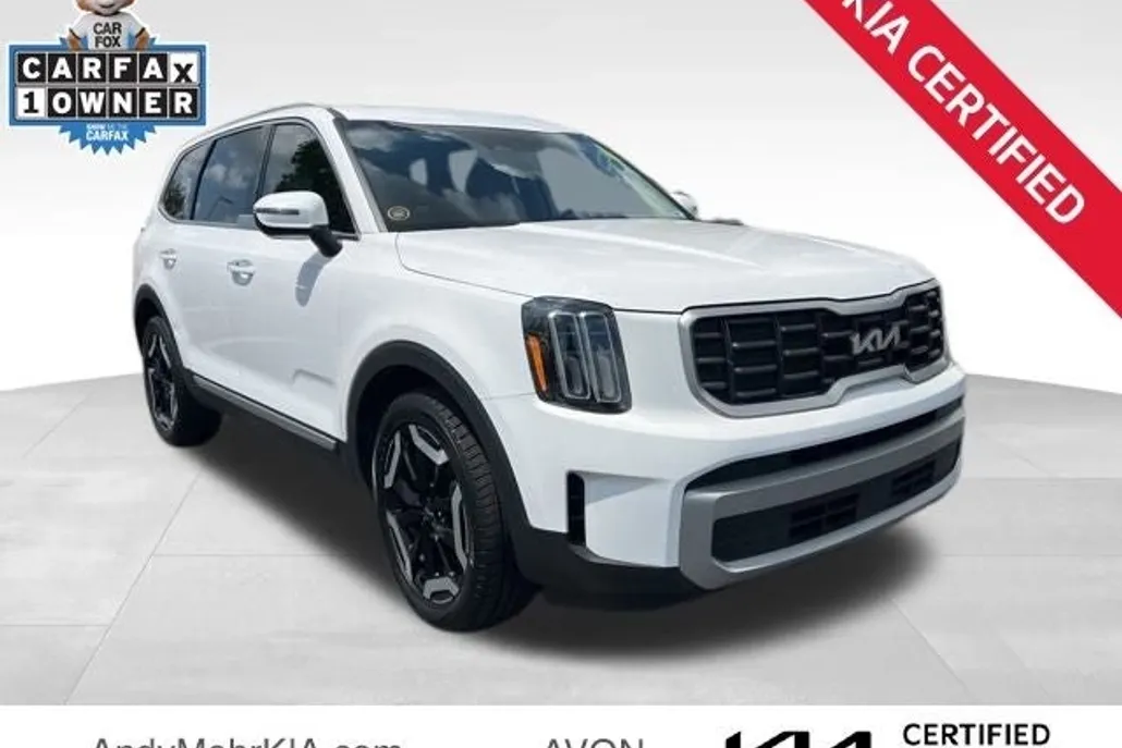 2024 Kia Telluride S photo 1