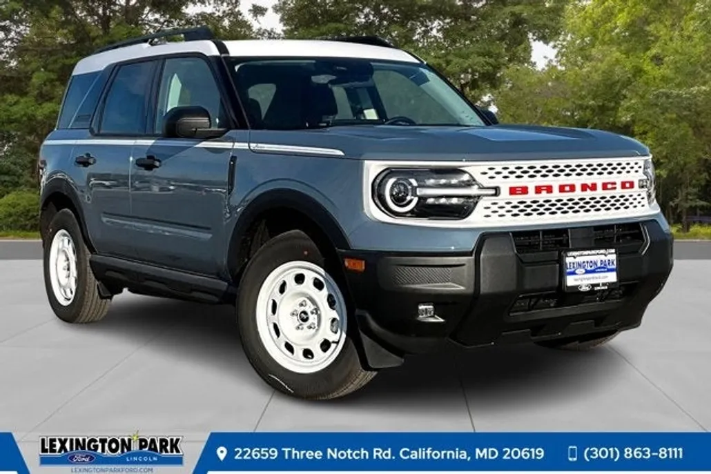 2025 Ford Bronco Sport Heritage photo 1