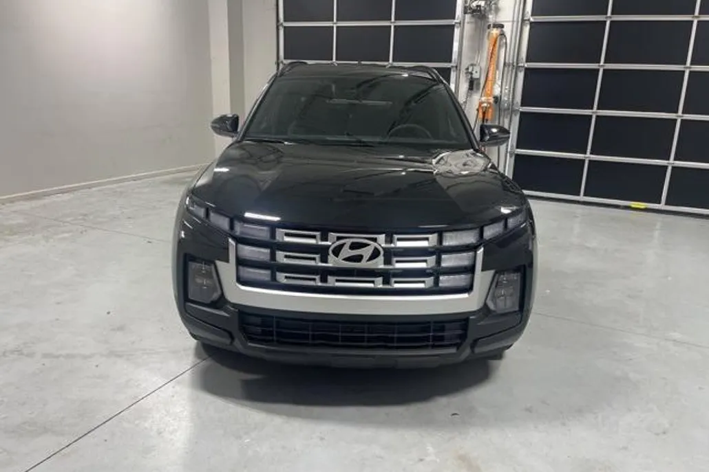 2025 Hyundai Santa Cruz SEL photo 1