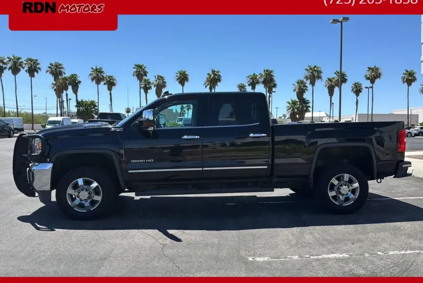 2018 Gmc Sierra 3500 HD SLT photo 1