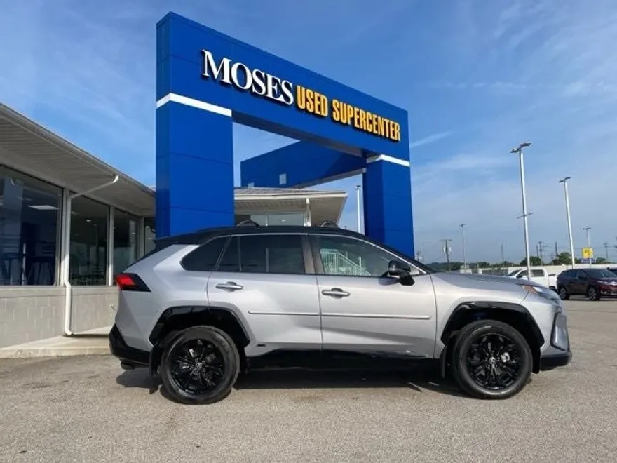 2024 Toyota RAV4 Hybrid XSE photo 1