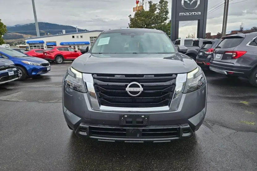 2024 Nissan Pathfinder SV photo 1