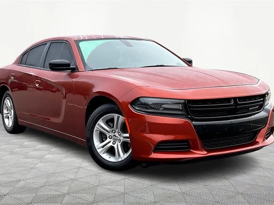 2020 Dodge Charger SXT photo 1