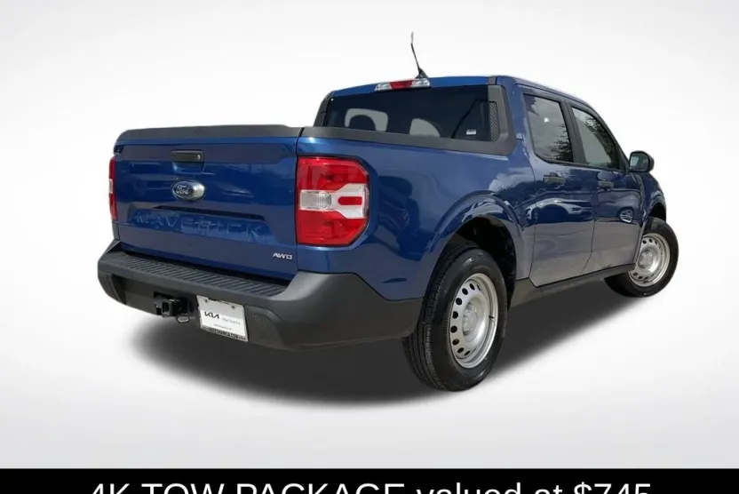 2023 Ford Maverick XL photo 1