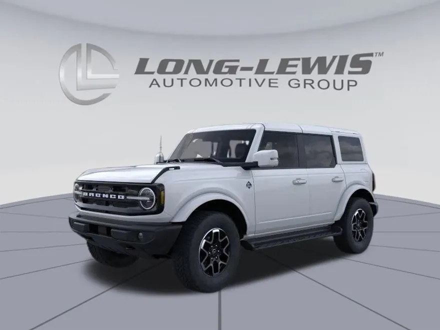 2025 Ford Bronco Outer Banks photo 1