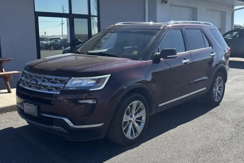 2019 Ford Explorer Limited photo 1