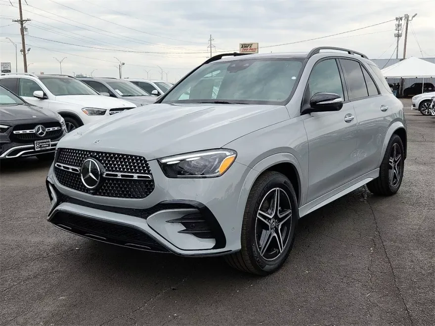 2025 Mercedes Benz GLE 450 4MATIC photo 1