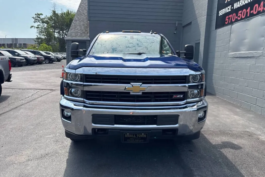 2015 Chevrolet Silverado 2500HD LTZ photo 1