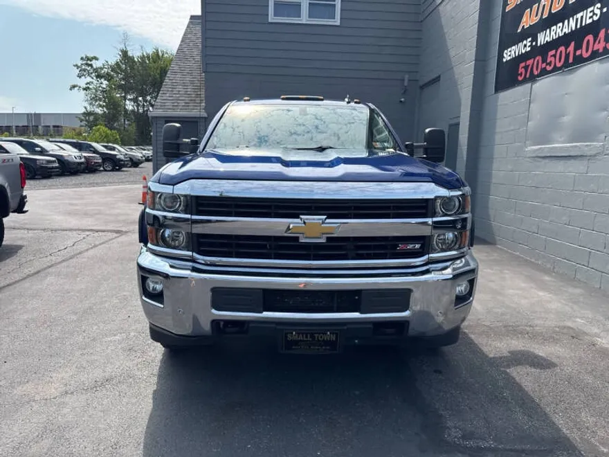 2015 Chevrolet Silverado 2500HD LTZ photo 1