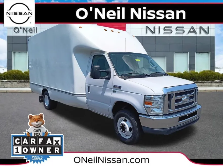 2014 Ford E-350 Base photo 1