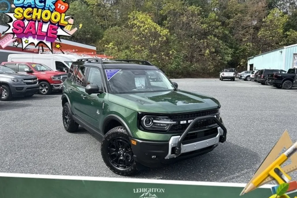 2025 Ford Bronco Sport Outer Banks photo 1