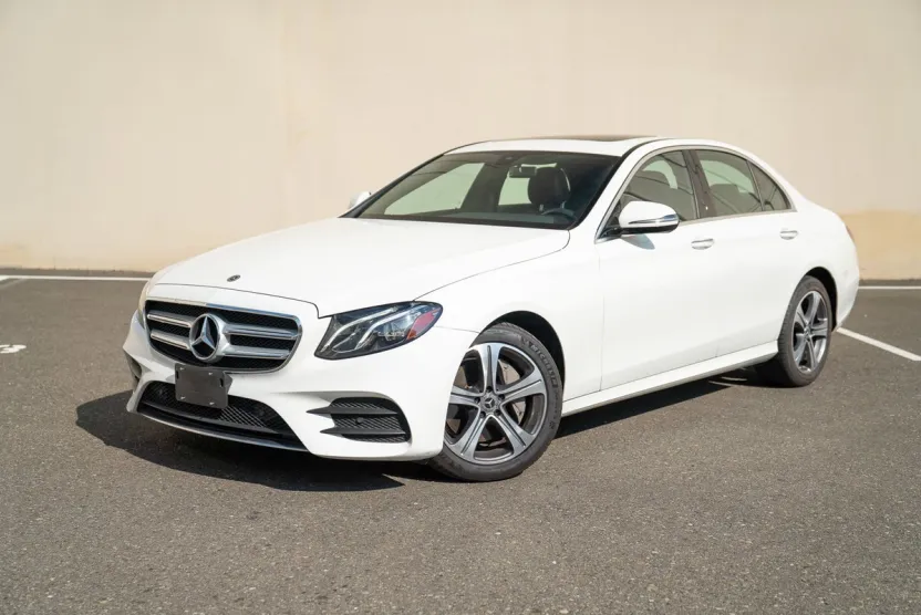 2020 Mercedes Benz E 350 4MATIC Sedan photo 1