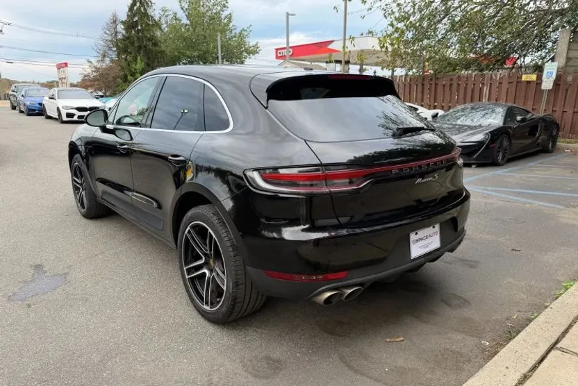 2019 Porsche Macan S photo 1