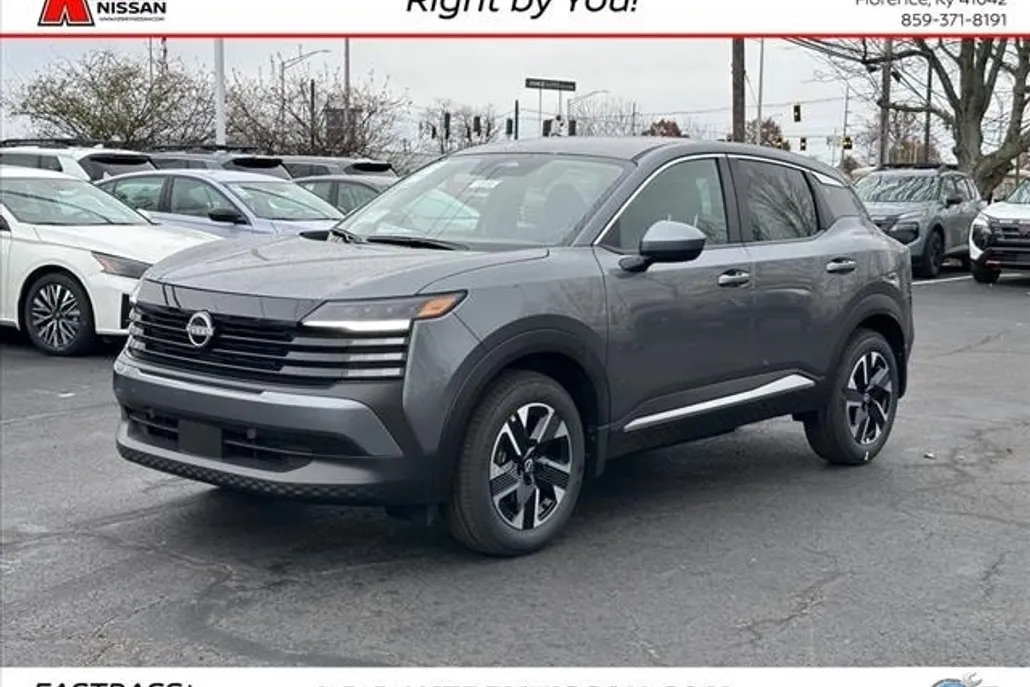 2025 Nissan Kicks SV photo 1