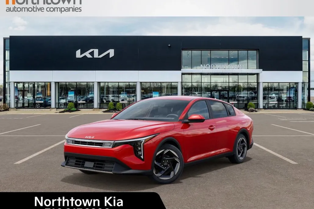 2025 Kia K4 EX photo 1