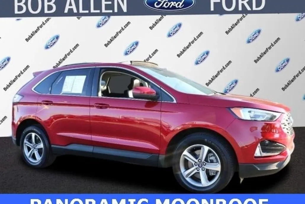 2022 Ford Edge SEL photo 1