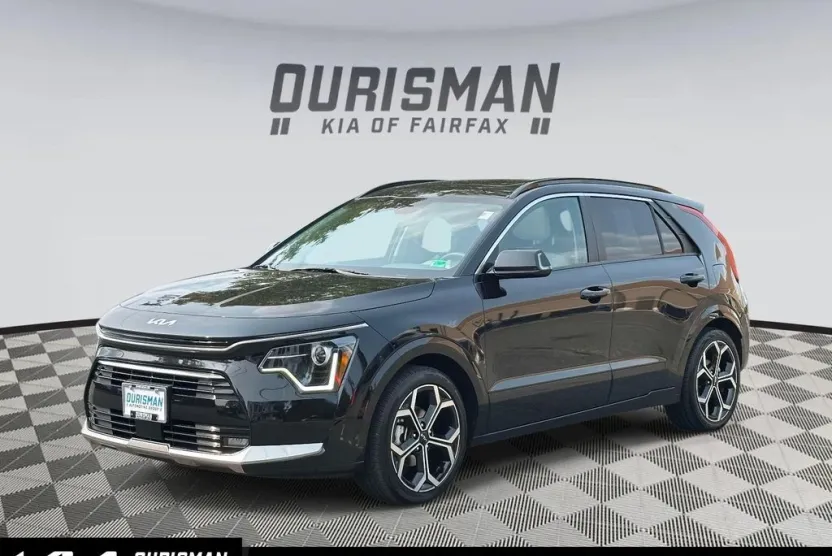 2023 Kia Niro EX Touring photo 1