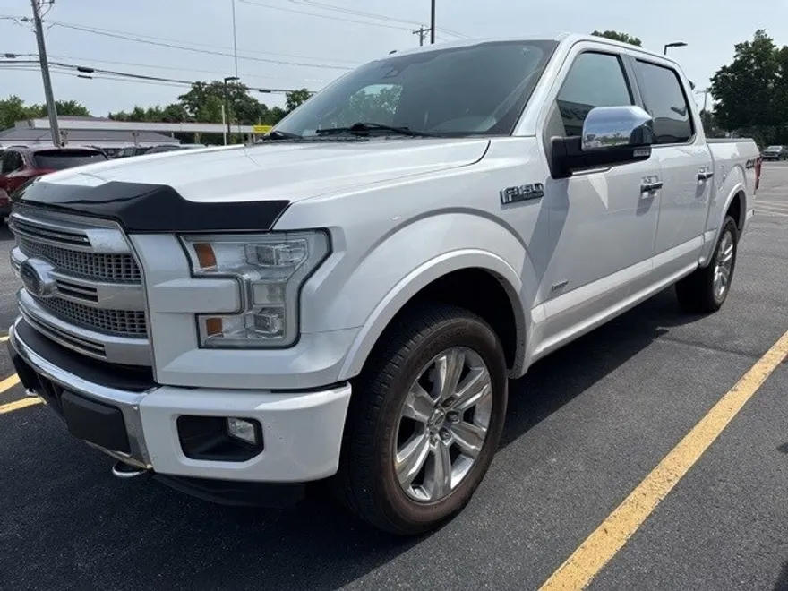 2015 Ford F-150 Platinum photo 1