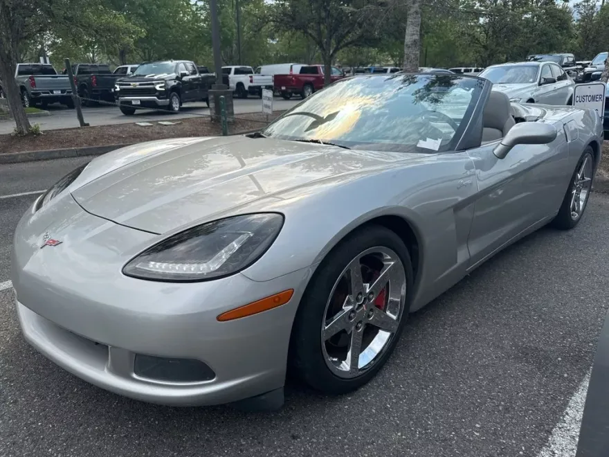2005 Chevrolet Corvette photo 1