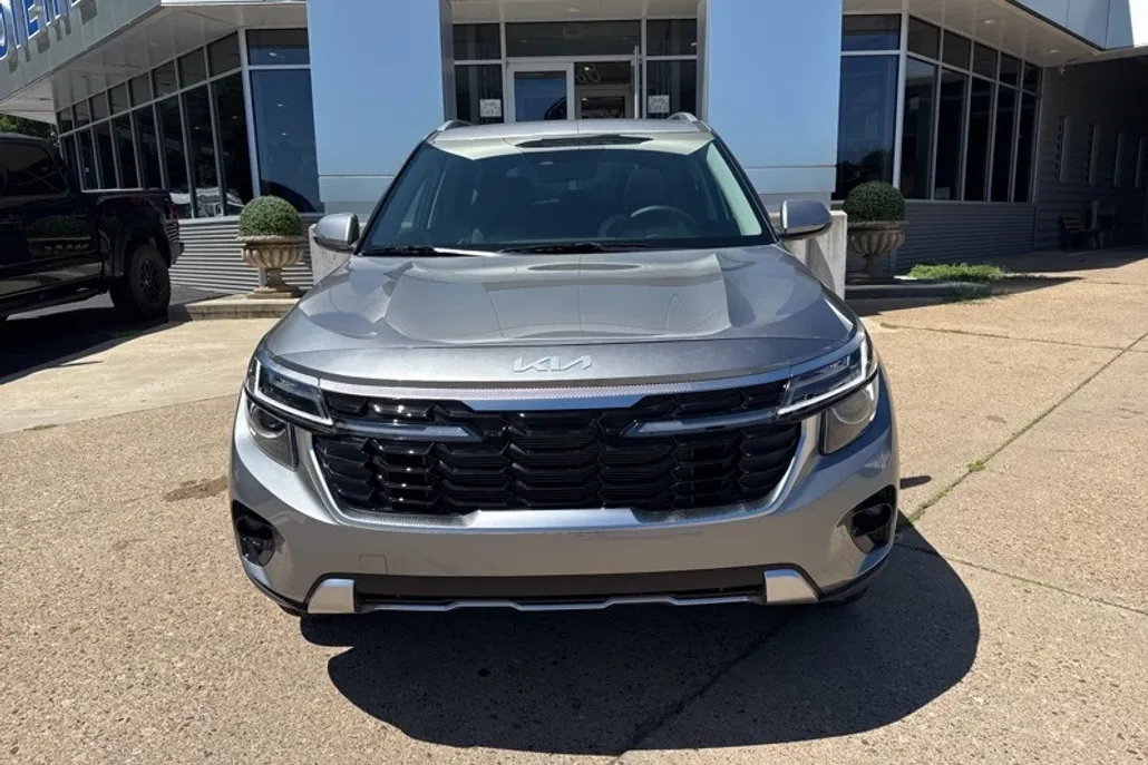 2026 Kia Seltos EX photo 1