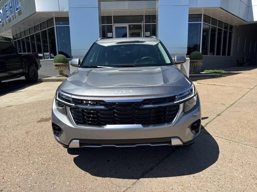 2026 Kia Seltos EX photo 1