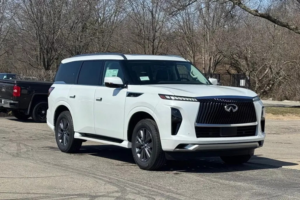 2025 Infiniti QX80 Pure photo 1