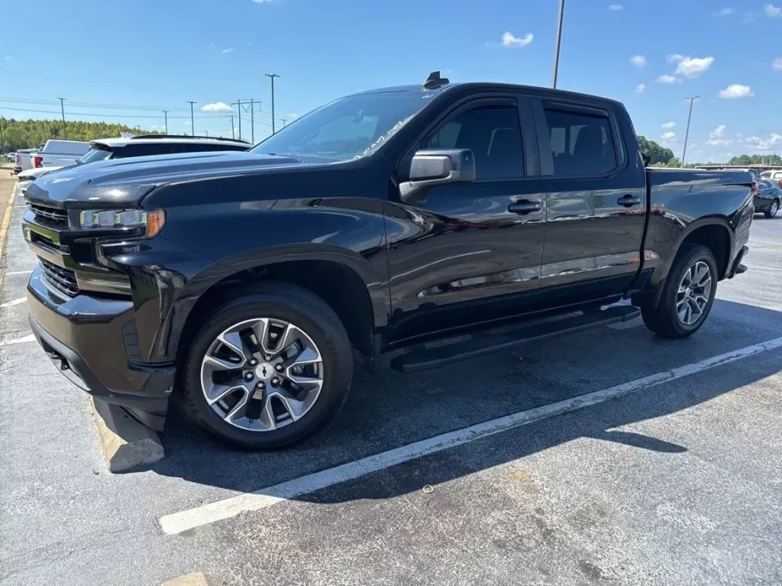 2021 Chevrolet Silverado 1500 RST photo 1