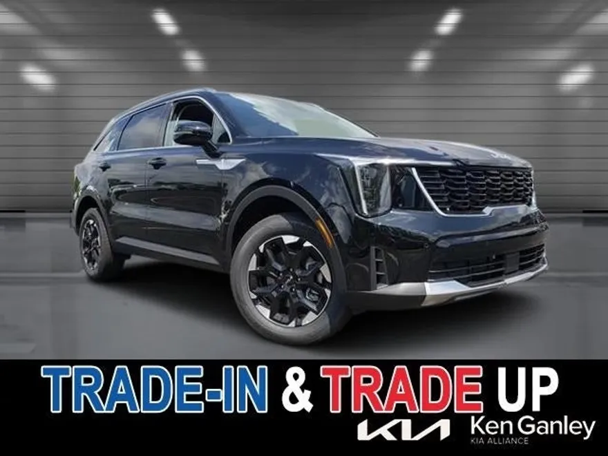 2025 Kia Sorento S photo 1