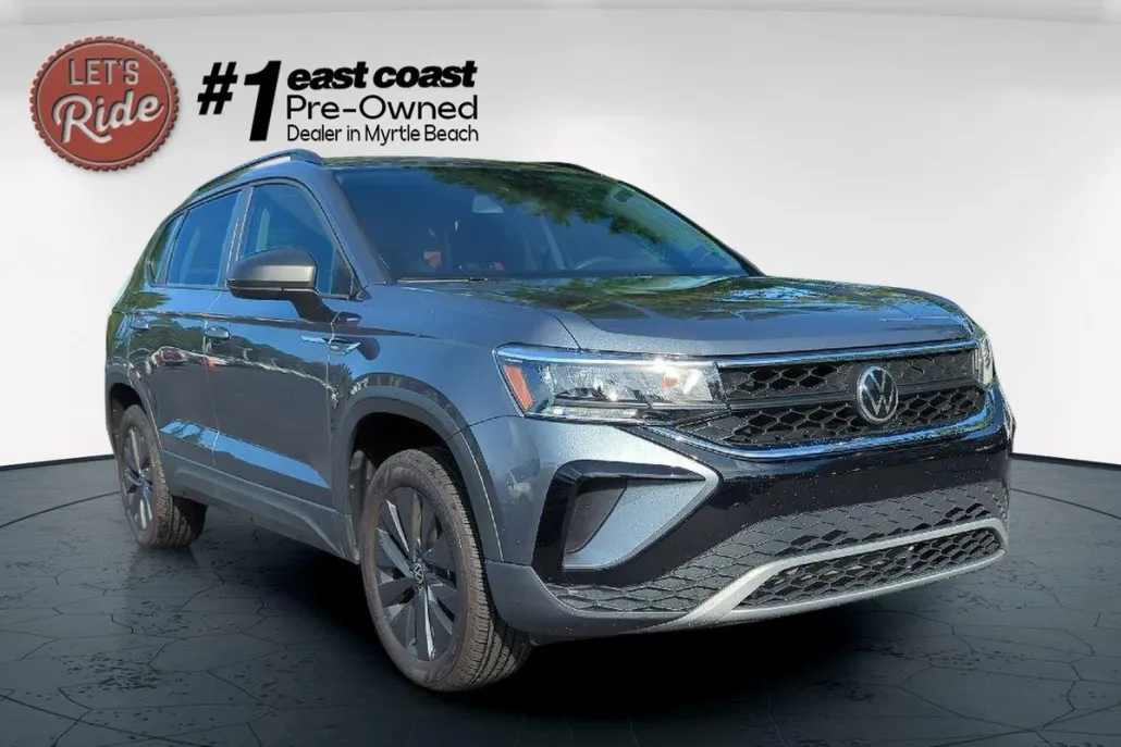 2022 Volkswagen Taos S photo 1