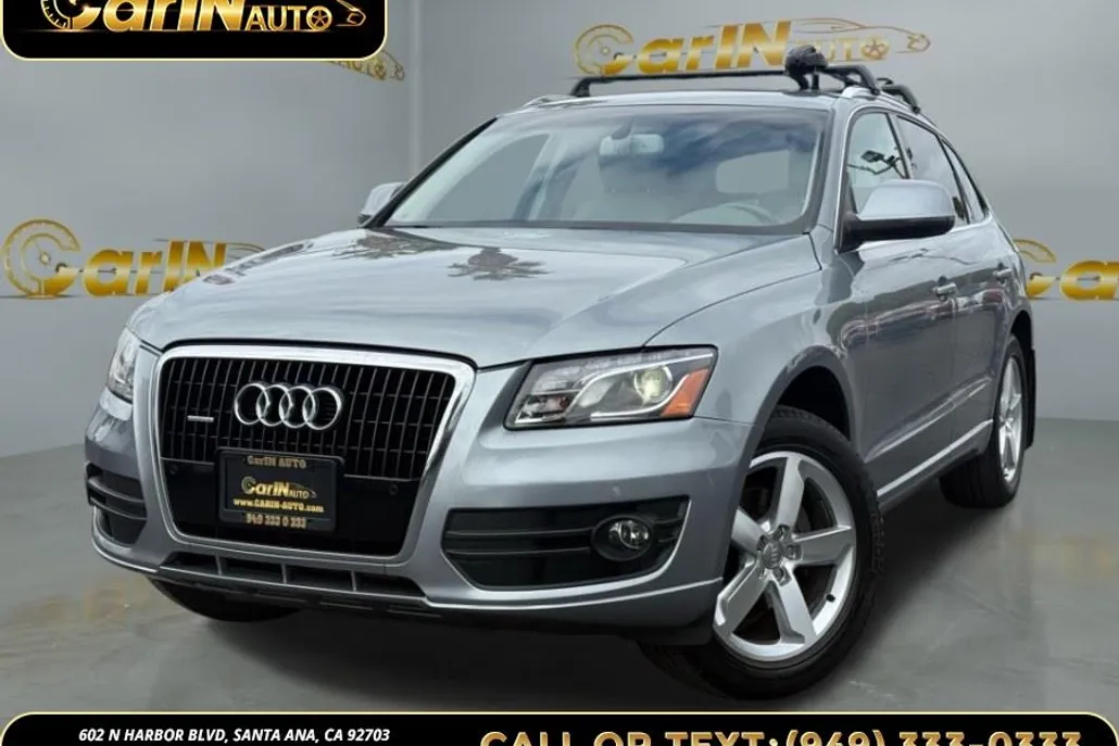 2010 Audi Q5 Prestige photo 1