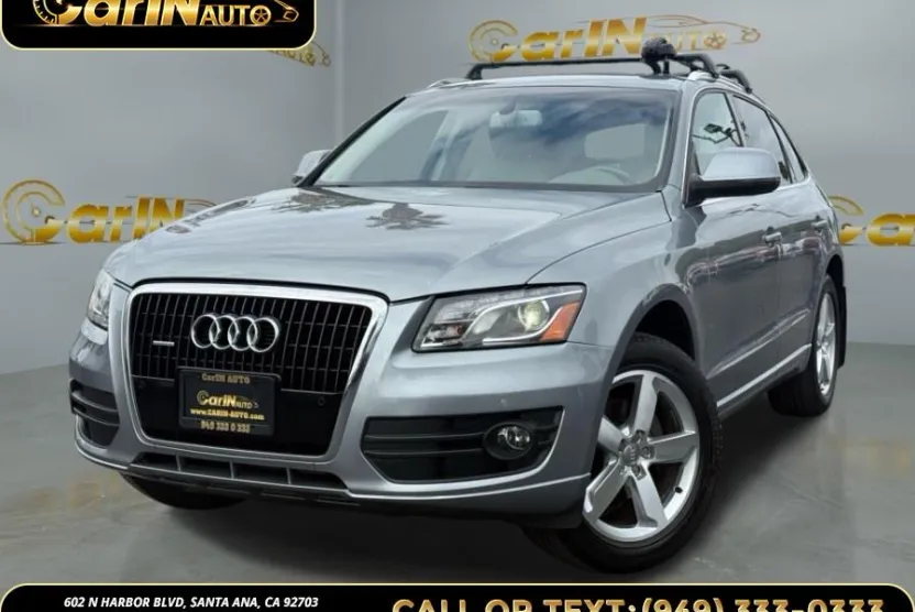 2010 Audi Q5 Prestige photo 1
