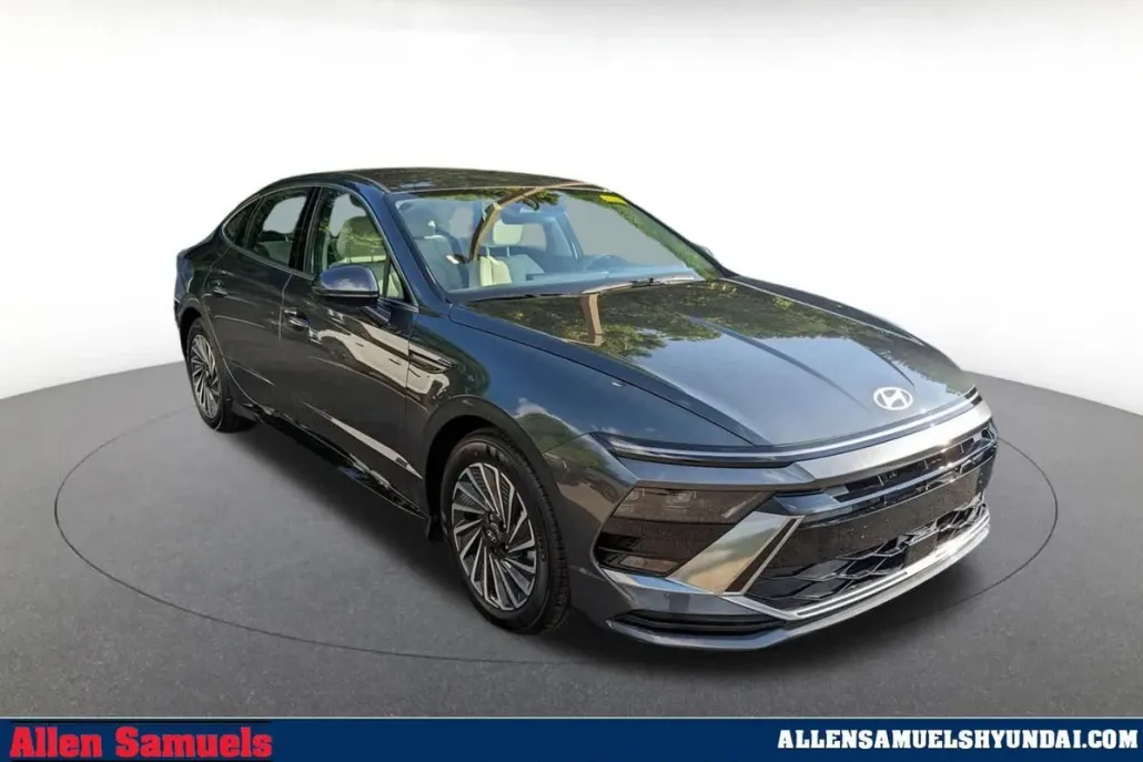 2025 Hyundai Sonata Hybrid SEL photo 1
