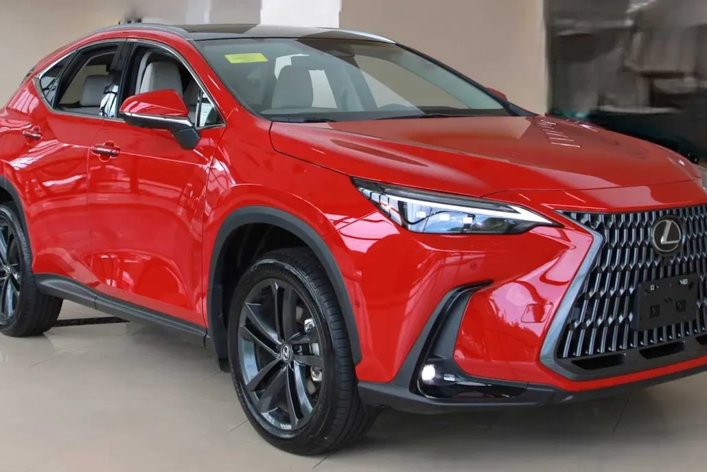 2025 Lexus NX 450h+ Luxury photo 1